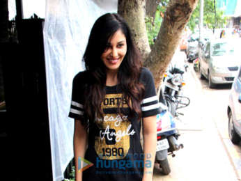 Pooja Chopra snapped at Bombay Salad Co. in Bandra
