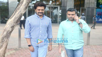 Riteish Deshmukh snapped at BKC