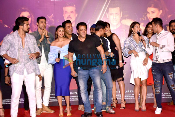 Salman Khan, Jacqueline Fernandez, Saqib Saleem, Daisy Shah and others grace the launch of the track ‘Allah Duhai Hai’ from Race 3 Salman Khan, Jacqueline Fernandez, Saqib Saleem, Daisy Shah and others grace the launch of the track ‘Allah Duhai Hai’ from Race 3