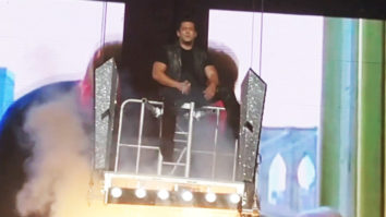 Salman Khan’s SUPERSTAR style entry at Dabangg Tour Atlanta