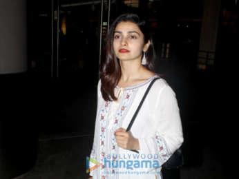 Sanjay Dutt, Urvashi Rautela and others snapped at the airport