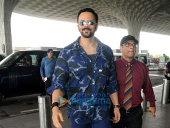 Shraddha Kapoor, Suniel Shetty, Urvashi Rautela and others snapped at the airport