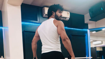 Varun Dhawan kicks off prep for IIFA and his act looks INTENSE [see pic]