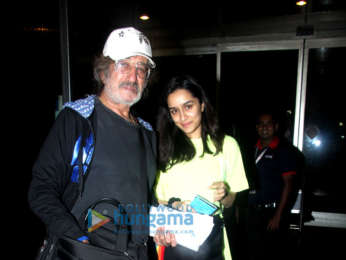 Aamir Khan, Kriti Sanon, Sophie Choudry and others snapped at the airport