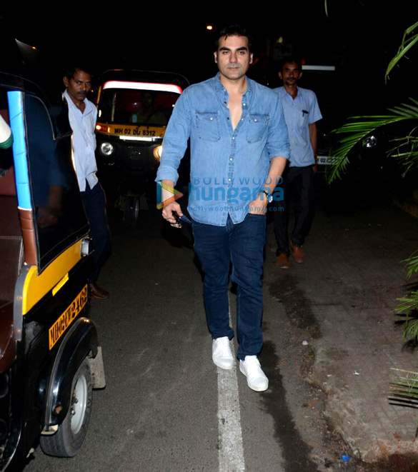 Arbaaz Khan snapped with his son and Amrita Arora at Pali Village Cafe Arbaaz Khan snapped with his son and Amrita Arora at Pali Village Cafe