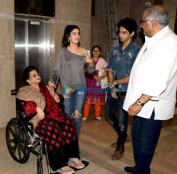 Celebs grace the screening of Janhvi Kapoor and Ishaan Khatter starrer Dhadak Celebs grace the screening of Janhvi Kapoor and Ishaan Khatter starrer Dhadak