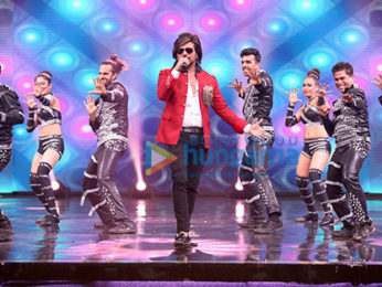 Esha Gupta, Himesh Reshammiya, Ahmed Khan and others snapped on sets of High Fever Dance Ka Tevar
