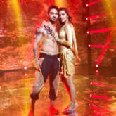 Esha Gupta sets the stage on fire with this HOT performance with Salman Yusuff Khan on ‘High Fever'
