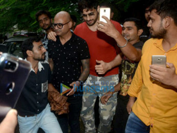 Sidharth Malhotra snapped at Hakim’s Aalim at Khar