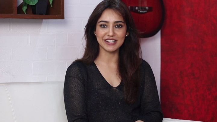 “I love PRIYANKA CHOPRA…”: Neha Sharma | RAPID FIRE | Deepika Padukone | ZNMD