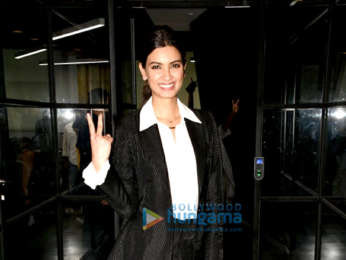 Cast of Happy Phirr Bhag Jayegi promote their film