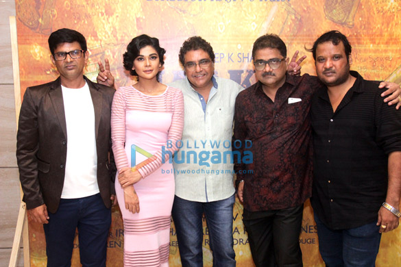 Celebs grace the launch of Jaako Raakhe Saaiyan Celebs grace the launch of Jaako Raakhe Saaiyan