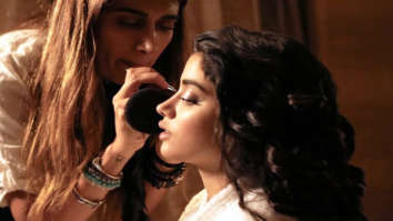 Janhvi Kapoor reveals tricks and tips Sridevi gave for the red carpet at Vogue Beauty Awards 2018