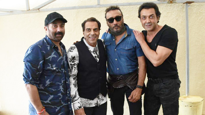 Legendary: Jacky Shroff & Dharmendra SPOTTED together during Yamla Pagla Deewana Phir Se promotions
