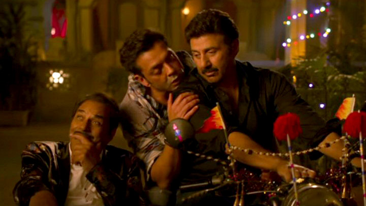Little Little (Yamla Pagla Deewana Phir Se)