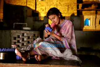 Movie Stills Of The Movie Sui Dhaaga – Made In India