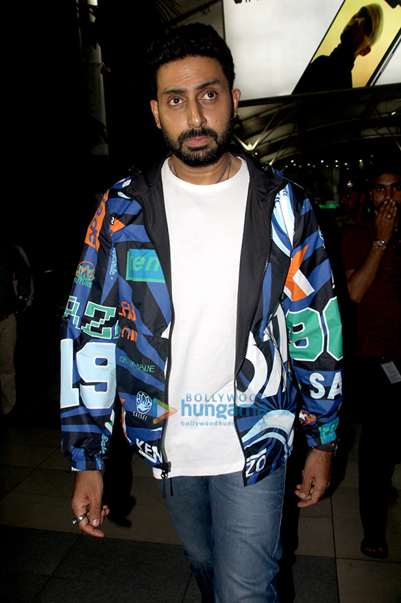 Abhishek Bachchan, Taapsee Pannu and others snapped at the airport Abhishek Bachchan, Taapsee Pannu and others snapped at the airport