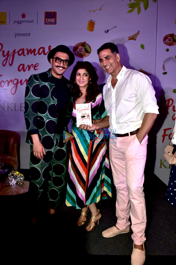 Akshay Kumar, Sonam Kapoor Ahuja and Ranveer Singh snapped at Twinkle Khanna’s book launch Akshay Kumar, Sonam Kapoor Ahuja and Ranveer Singh snapped at Twinkle Khanna’s book launch
