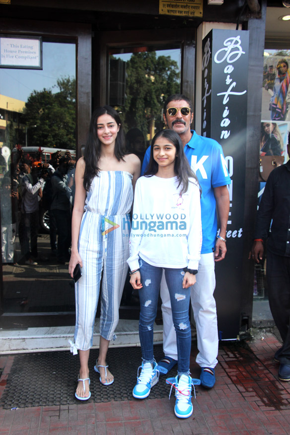 Huma Qureshi, Chunky Pandey and Ananya Pandey snapped at Bastian in Bandra Huma Qureshi, Chunky Pandey and Ananya Pandey snapped at Bastian in Bandra