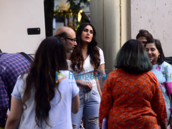 Kareena Kapoor Khan snapped at the Ishq 104.8 FM office