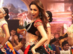 Pataakha (Hello Hello)