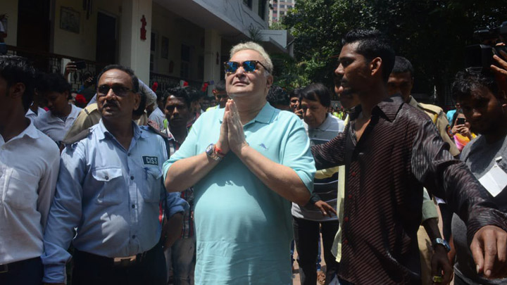 Ganpati Visarjan with Ranbir Kapoor,Rishi Kapoor & Randhir Kapoor at RK Studio Part 2