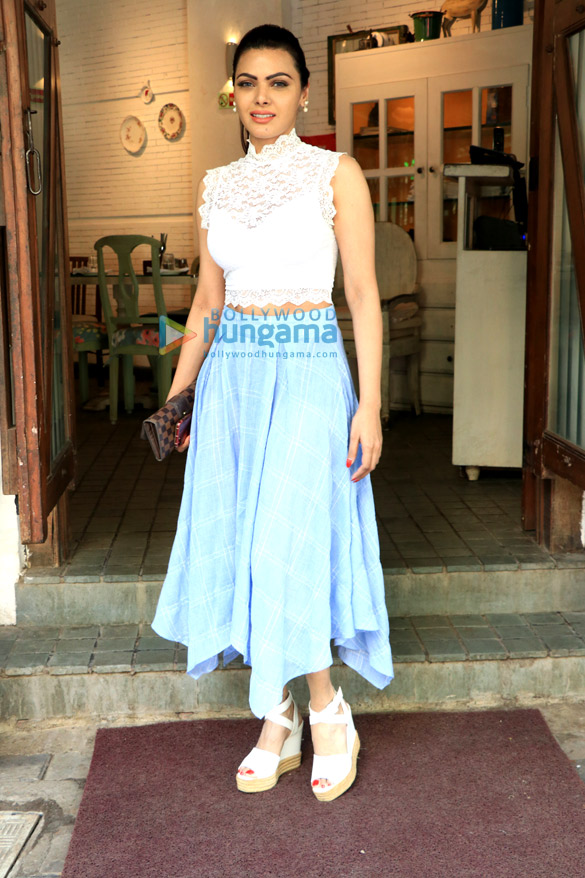 Sherlyn Chopra spotted at Fable in Juhu Sherlyn Chopra spotted at Fable in Juhu