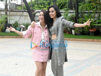Shraddha Kapoor, Shahid Kapoor and Yami Gautam snapped during Batti Gul Meter Chalu promotions at Sea Princess Hotel in Juhu