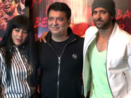 Hrithik Roshan celebrates wrap party with the cast & crew of SUPER 30 Hrithik Roshan celebrates wrap party with the cast & crew of SUPER 30