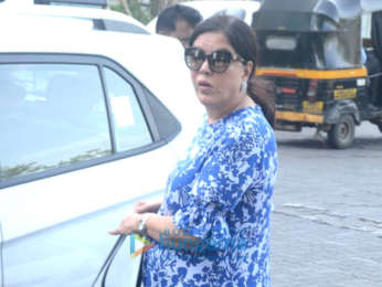 Zeenat Aman snapped at bkc