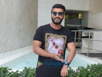 Arjun Kapoor and Parineeti Chopra snapped promoting Namaste England in Delhi