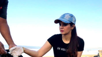 Ihana Dhillon supports the Swachh Bharat Campaign at the Juhu Beach clean up