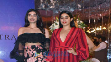 Kiara Advani, Kartik Aaryan, Janhvi Kapoor and others walk the ramp for Manish Malhotra at the Wedding Junction Festive Show