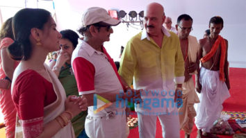 Rakesh Roshan snapped visiting the Biswajeet Sarbojoneen Durgotsav