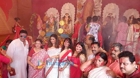 Tanushree Dutta snapped during Durga Puja celebrations Tanushree Dutta snapped during Durga Puja celebrations