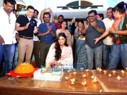 Athiya Shetty celebrating her birthday with the cast & crew of ‘Motichoor Chaknachoor’ in Bhopal