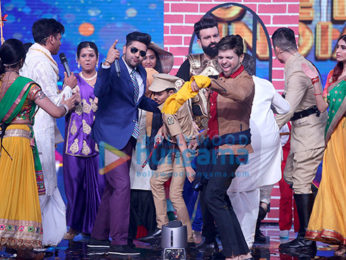 Himesh Reshammiya, Guru Randhawa and Neha Bhasin snapped on sets of the reality show Love Me India