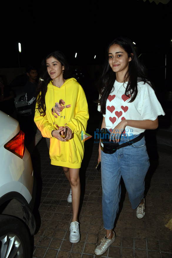 Shanaya Kapoor and Ananya Pandey snapped at PVR, Juhu Shanaya Kapoor and Ananya Pandey snapped at PVR, Juhu
