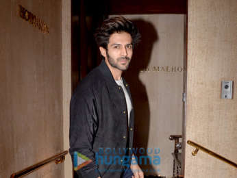 Celebs attend Manish Malhotra's house party
