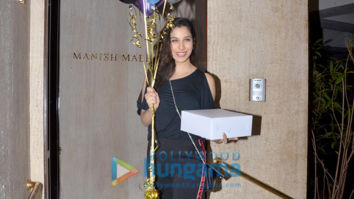 Celebs grace Manish Malhotra’s birthday bash
