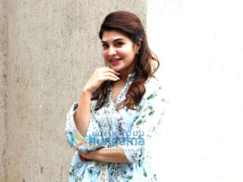 Jacqueline Fernandez snapped in Mumbai