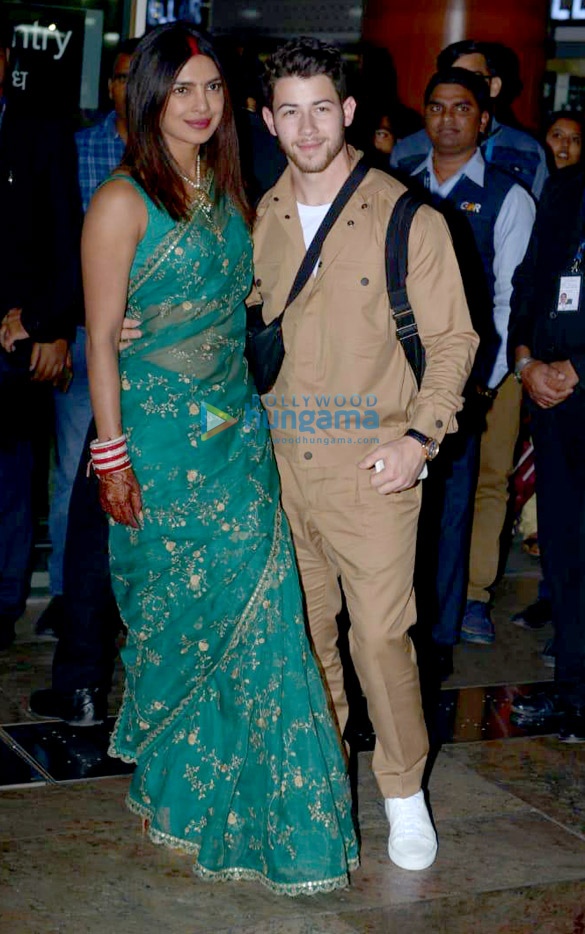 Priyanka Chopra, Nick Jonas and others snapped at the airport in Delhi Priyanka Chopra, Nick Jonas and others snapped at the airport in Delhi