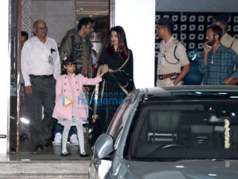 Ranveer Singh, Deepika Padukone and others snapped at the airport