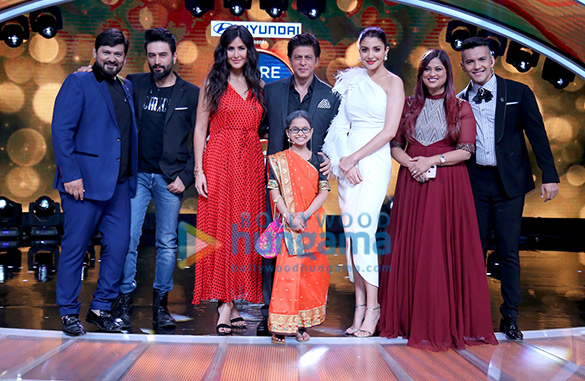 Shah Rukh Khan and Anushka Sharma promote ‘Zero’ on Sa Re Ga Ma Pa Shah Rukh Khan and Anushka Sharma promote ‘Zero’ on Sa Re Ga Ma Pa
