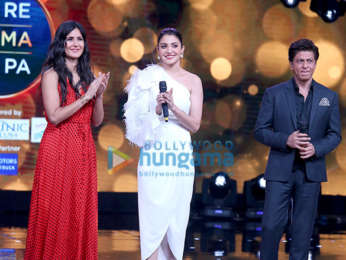 Shah Rukh Khan and Anushka Sharma promote ‘Zero’ on Sa Re Ga Ma Pa