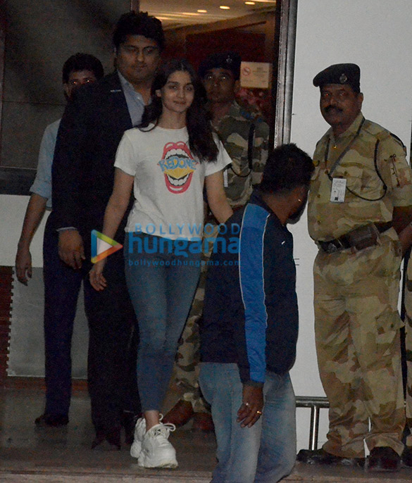 Alia Bhatt, Anil Kapoor, Danny Denzongpa and others snapped at the airport Alia Bhatt, Anil Kapoor, Danny Denzongpa and others snapped at the airport