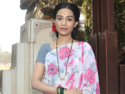 Amrita Rao snapped during a shoot dressed as Meenatai Thackeray for the film Thackeray Amrita Rao snapped during a shoot dressed as Meenatai Thackeray for the film Thackeray