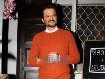 Anil kapoor, Sonam Kapoor Ahuja and Anand Ahuja snapped in Bandra