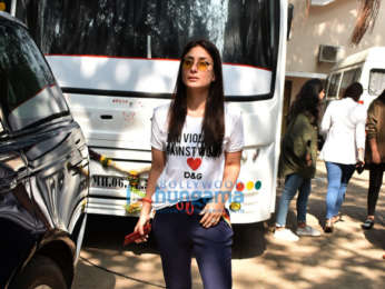 Kareena Kapoor Khan snapped at Mehboob studio in Bandra