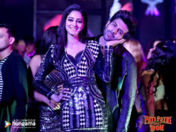 Movie Wallpapers Of Pati Patni Aur Woh
